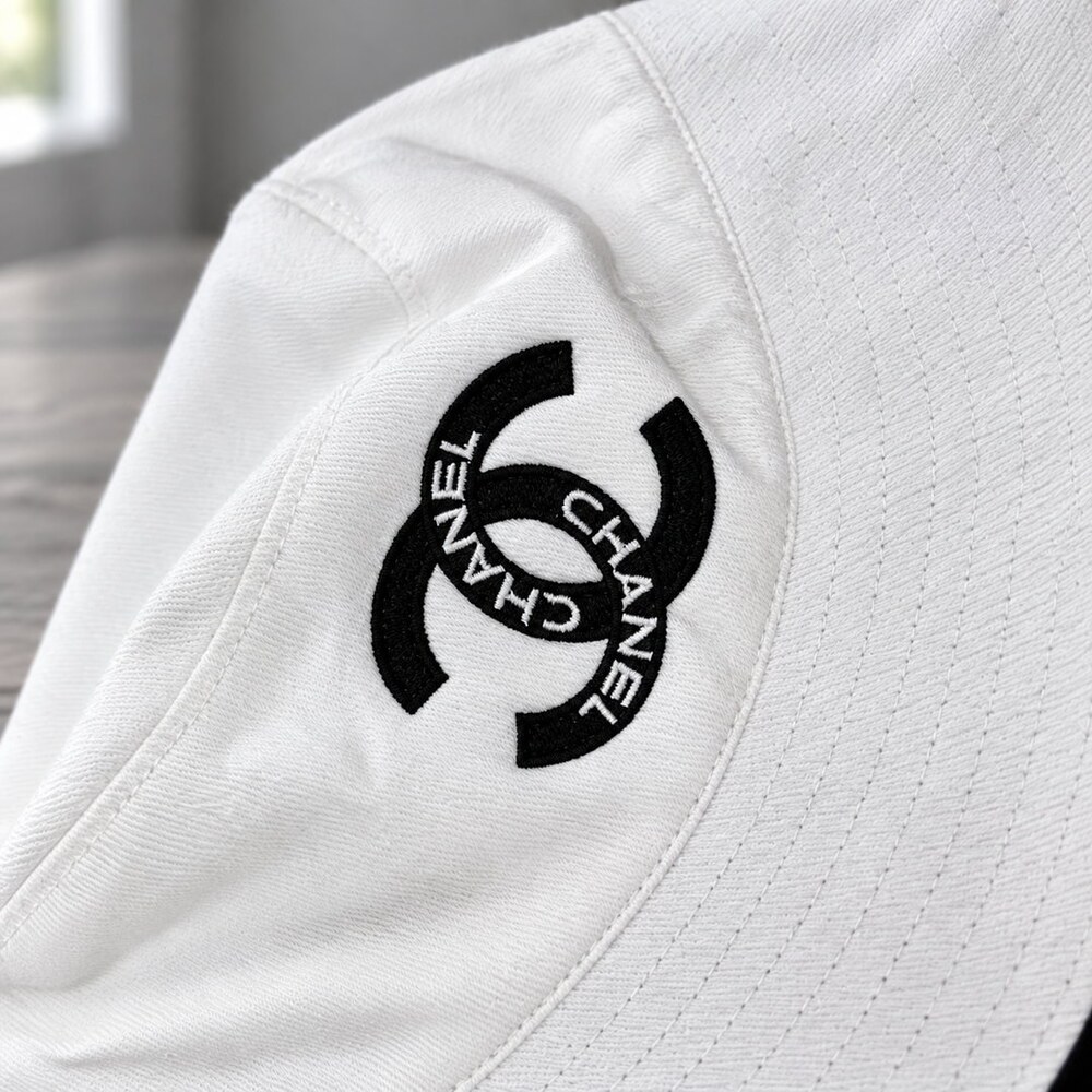 CHANEL White CC Cotton Bucket Hat - Picture 5 of 6